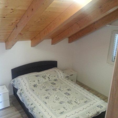 Apartmani Milisa L Примоштен Экстерьер фото