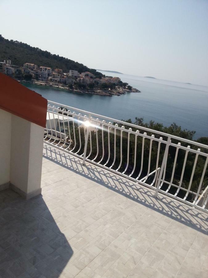 Apartmani Milisa L Примоштен Экстерьер фото